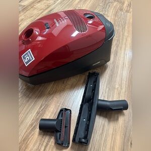 Classic C1 Cat & Dog PowerLine Miele